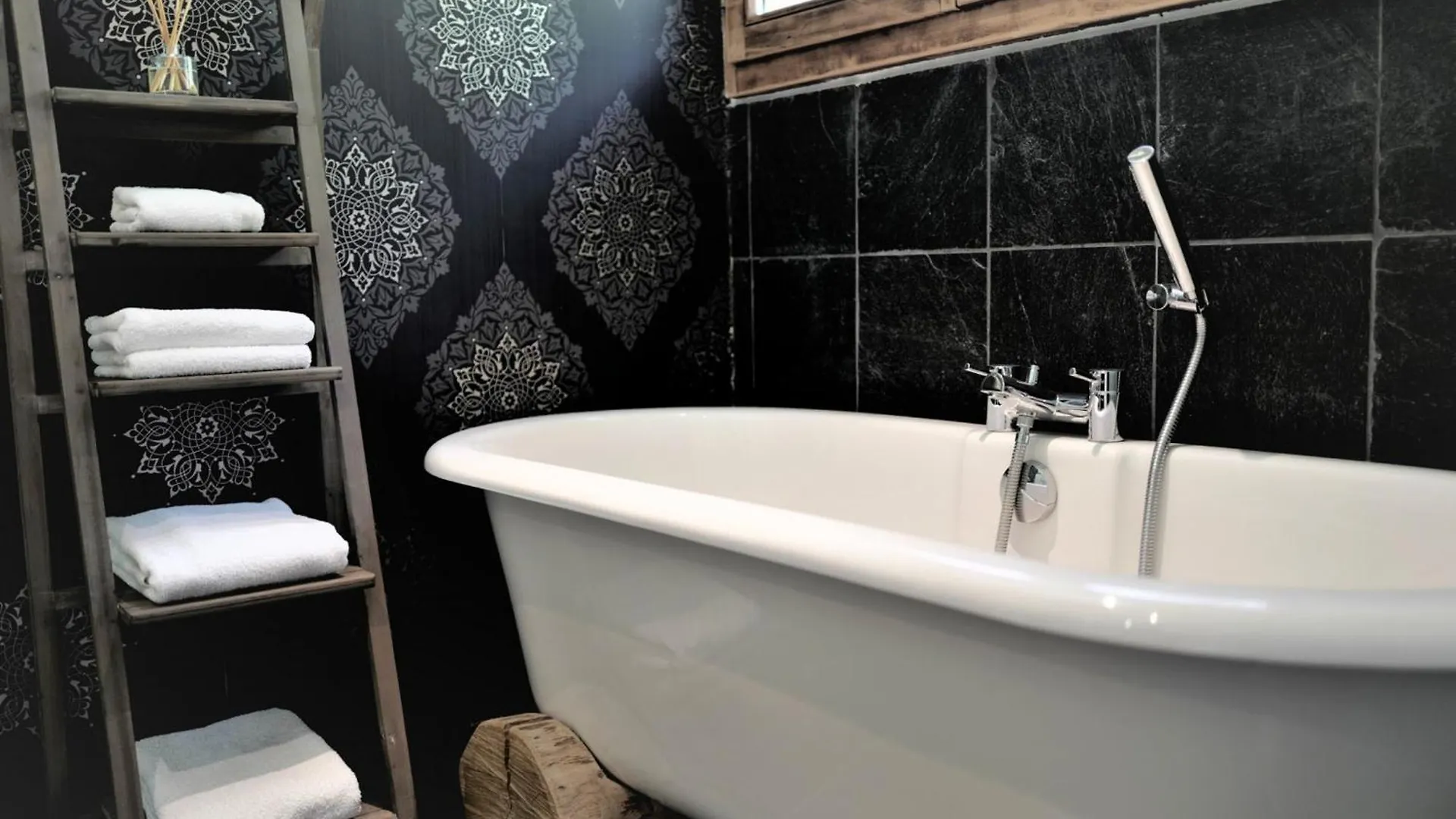 Chalet 3* A Chatel, Jacuzzi Exterieur, 4 Chambres, Proche Des Remontees Mecaniques - Fr-1-676-96 France